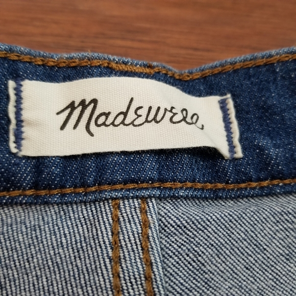 Madewell's The High-Rise Slim Boyjean Denim - Picture 3 of 16